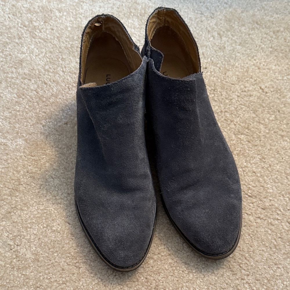 Lucky Brand Women’s suede Bootie  - Gray Suede